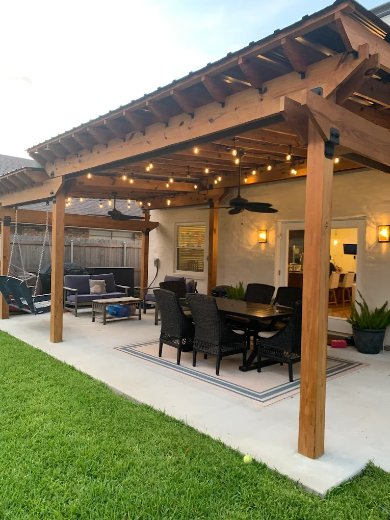 Difference Between a Pergola and Gazebo